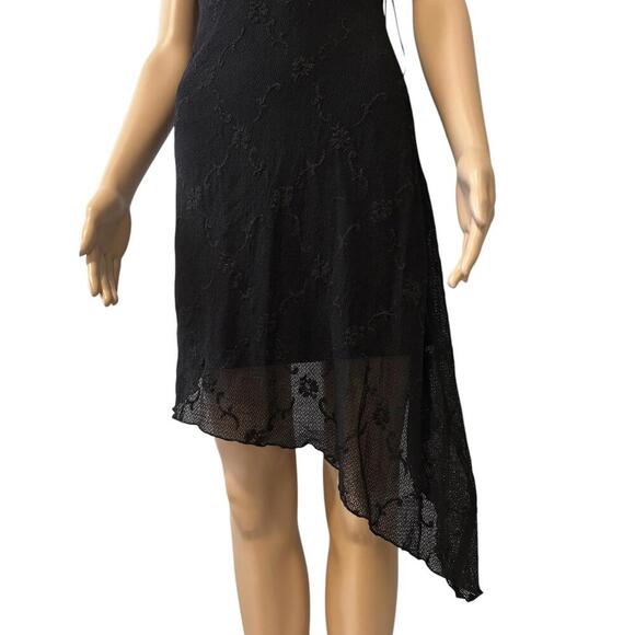 Elegant Strapless Black Lace Dress - Picture 2 of 7